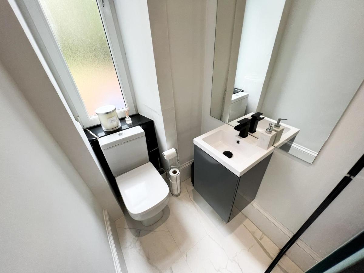 Modern 1Br West End Flat Lejlighed Glasgow Eksteriør billede